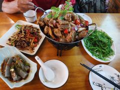 -小厨子私房菜·云南美食店