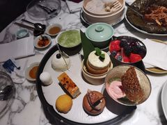 甜品总汇-湖滨28中餐厅·西湖宴·杭州君悦酒店