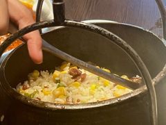 -川流不息·地道川菜·小龙虾(松东路店)