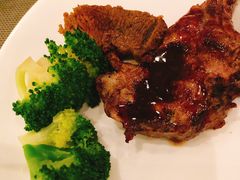 羊排-富力希尔顿酒店·地阔自助餐厅