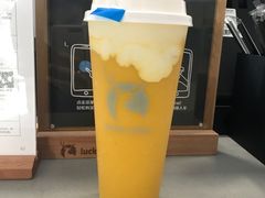 小鹿茶-瑞幸咖啡(万恒大厦店)