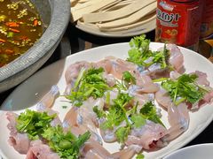 -石锅苗苗鱼(武汉首店)