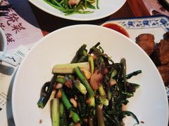 -黄泥岗·地道湖北菜(奥特莱斯店)