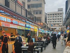 -市府路小吃城(民俗文化广场锦苑店)