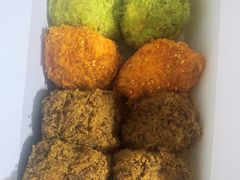 -鲍师傅糕点(江苏路店)
