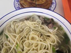 -陆元丰·兰州纯汤牛肉面(自强西路店)