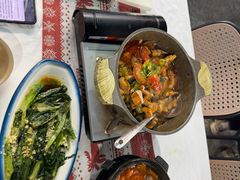 -刘姐啤酒鱼民族演艺餐厅(西街总店)