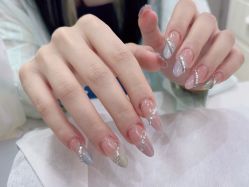 -尤米一站式美甲美睫