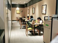 用餐区-德克士(香港街店)