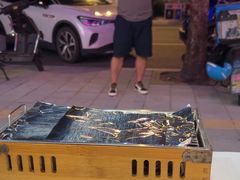 -云晓光头烧烤吧(德平路店)