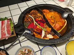 -卤校长重庆火锅(恒隆广场店)