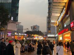 -八一好吃街·高品美食广场