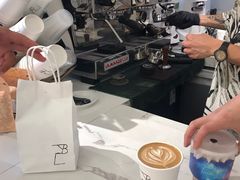-LAB COFFEE来杯咖啡(浦仓路店)