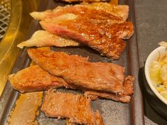 -铭牛烧肉·和牛海鲜自助(高新月牙湖店)