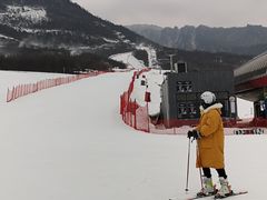 -鳌山滑雪度假区