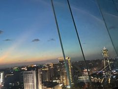 -Hi City·城市之巅