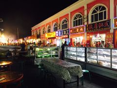 -布尔津河堤夜市