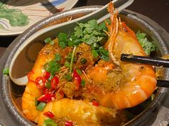 -大头虾越式风味餐厅(光明广场店)