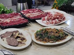 -粤潮牛肉火锅店(江南大道店)