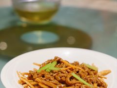 馓子牛肉丝-刘胖子家常菜·蹄花焖藕(江汉路总店)