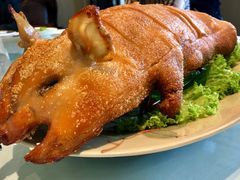 鸿运乳猪-味茂·老船夫1927(东海东路店)
