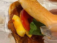 延边风味芝芝板烧鸡腿堡-麦当劳(长泰商业广场店)