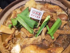 牛杂煲-沙胆彪炭炉牛杂煲(成都玉林店)