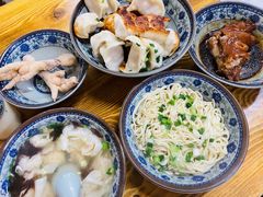 -无名氏宵夜小摊(祝家三姐妹馄饨店)