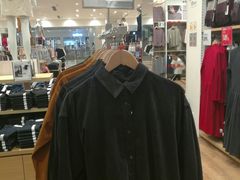 -优衣库(郑州丹尼斯大卫城店)