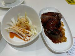 特色酱鸭-光明邨大酒家(淮海路店)