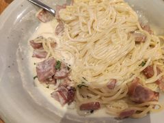 -玛格萝妮(汇智国际商业中心店)