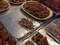 -六合夜市