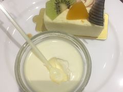 -小天鹅戴斯酒店鲸鲨百汇创作料理