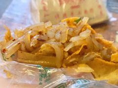 锅盔夹凉粉-张婆婆香酥锅盔(平福路店)