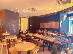 -星巴克臻选(莘庄仲盛店)