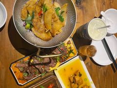 -隔壁老王·家常云南菜(花巷店)