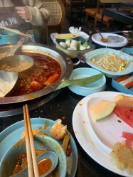 -尤米一站式美甲美睫