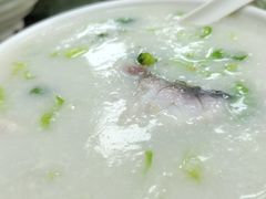 拆鱼粥-燊意布拉肠云吞面(中山四路店)