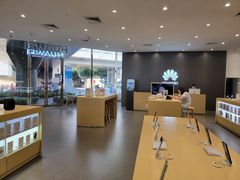 -华为授权体验店(中山公园来福士)