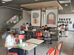 -麦当劳(成都时代奥特莱斯店)