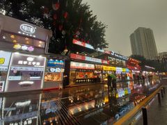 -八一路好吃街(雨田商务大厦店)