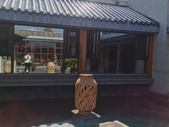 -云南荟·湖畔领宴(领事馆店)