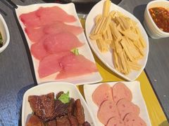 -四季喧黔味豆米火锅(万达广场店)
