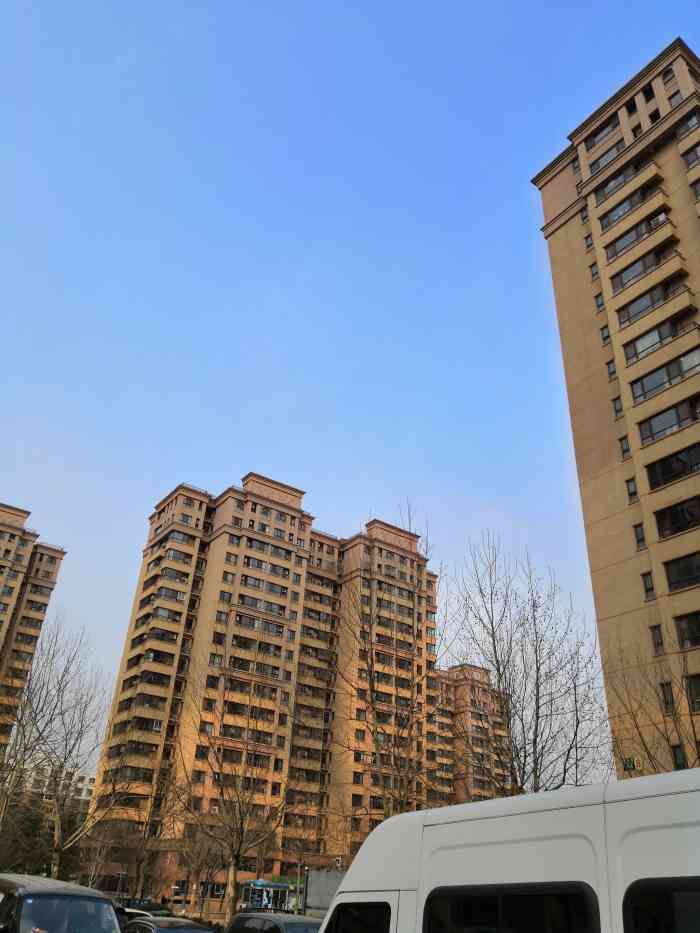 东亚马赛公馆-"交通很便利,公交直达,小区环境很好,配套.