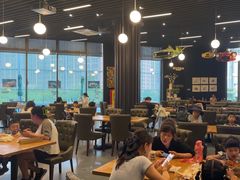 -汽车博物馆主题餐厅