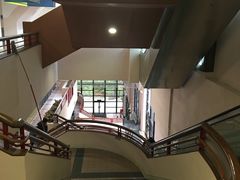 -香港大学