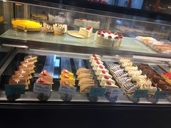 -Dough&Joe团憩(瑞虹天地月亮湾店)