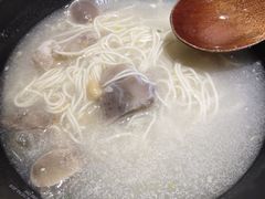 猪蹄白汤面-贡梅老面馆·蟹粉面·无锡特色小吃(南长街主推店)