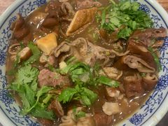 卤煮火烧-门框胡同百年卤煮(新街口店)