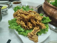 -撮一顿纳西铜火锅